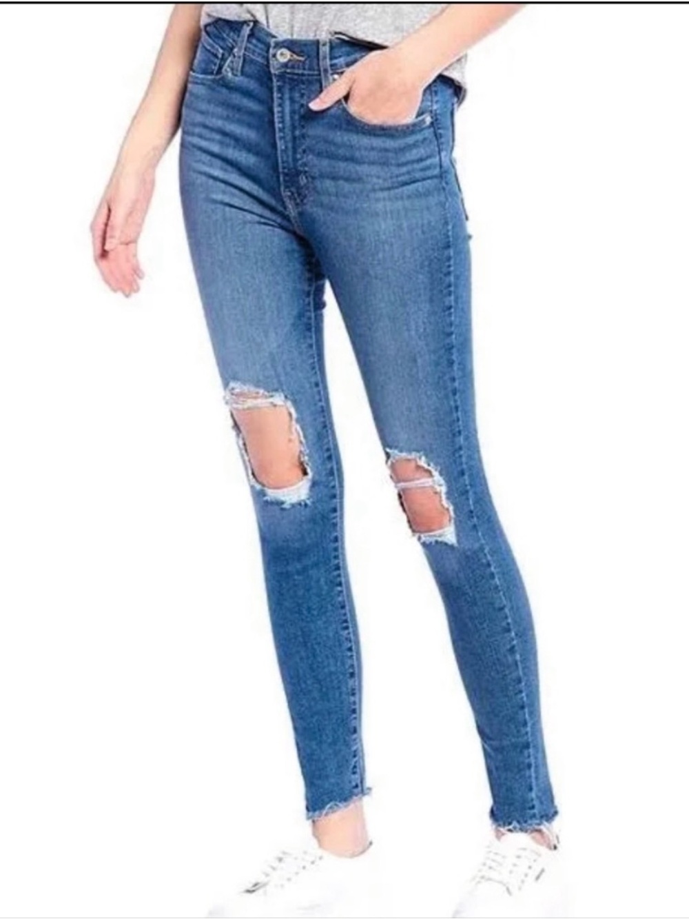 Levi's Women's Skinny Jeans in Dark Blue with Distressed Knees